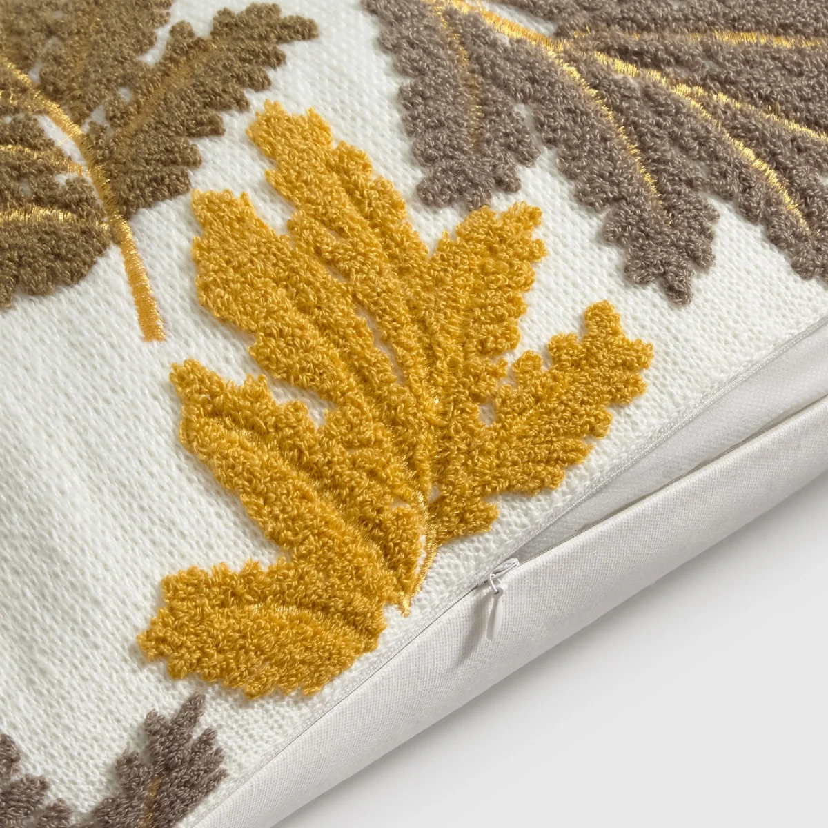 Funda cojín hojas otoño Ertlif - Image 3