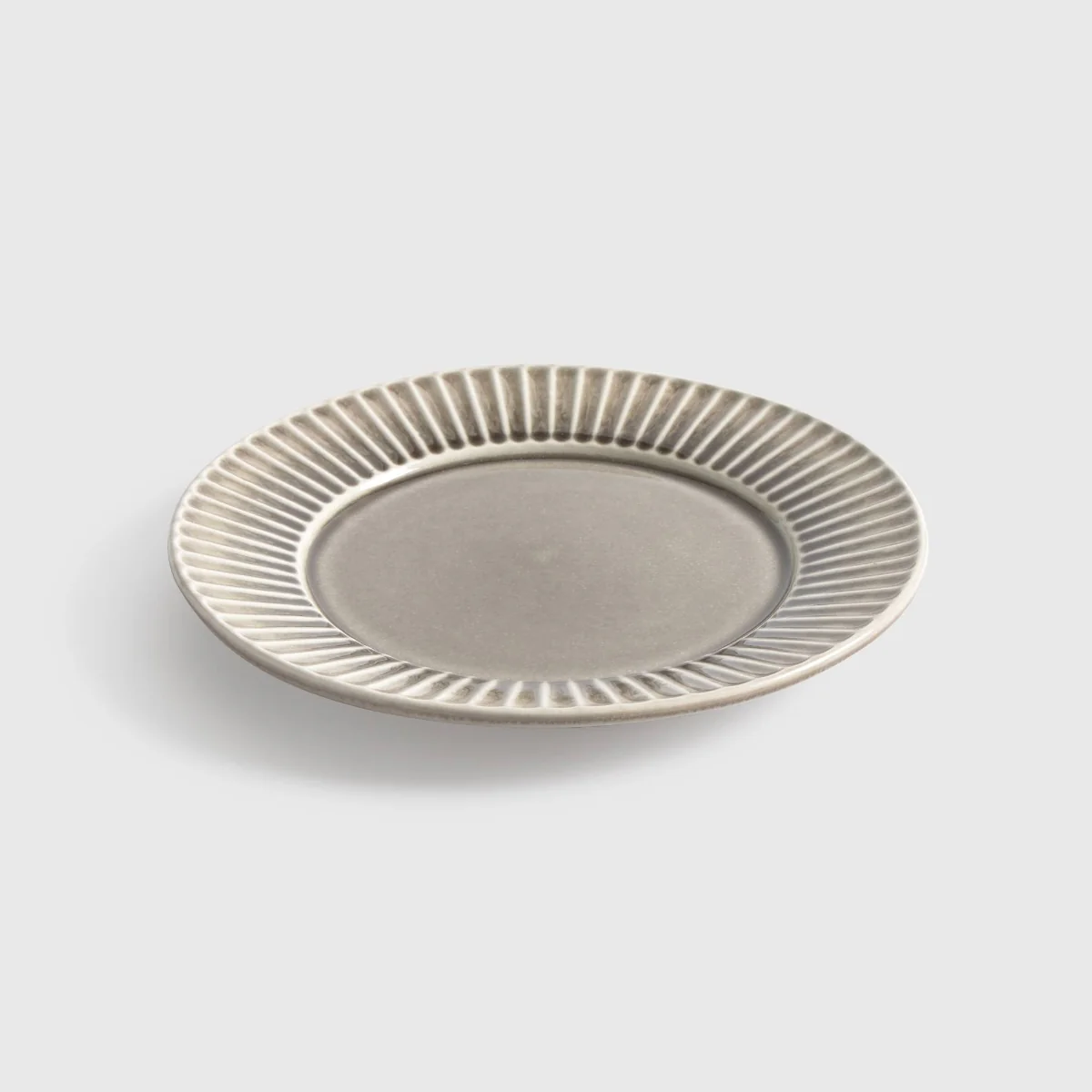 Plato llano 22cm  diseño acanalado Pleatp